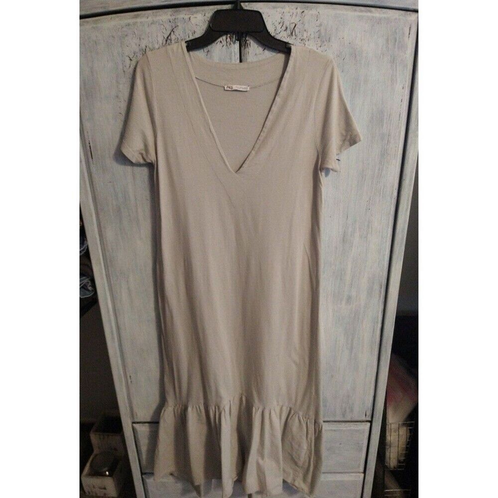 Zara ruffled Maxi  v-neck  dress Small Gray Boho Cottage Core Feminine